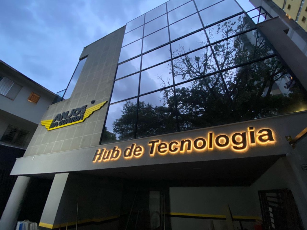Fachada do Hub de Tecnologia da Anjos da Guarda
